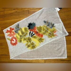 Anthropolgie Women Mohair Floral Applique Rectangle Neck Loose Knit Scarf LARGE